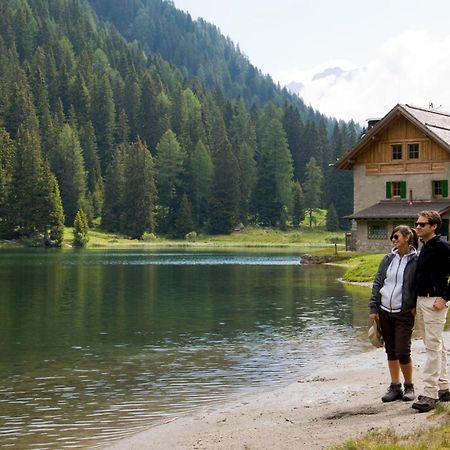 Rifugio Lago Nambino Madonna Exterior foto