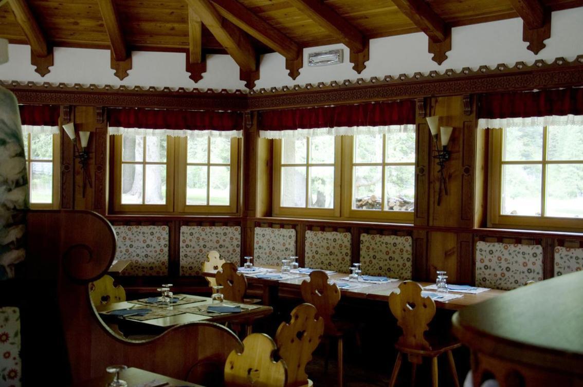 Rifugio Lago Nambino Madonna Exterior foto