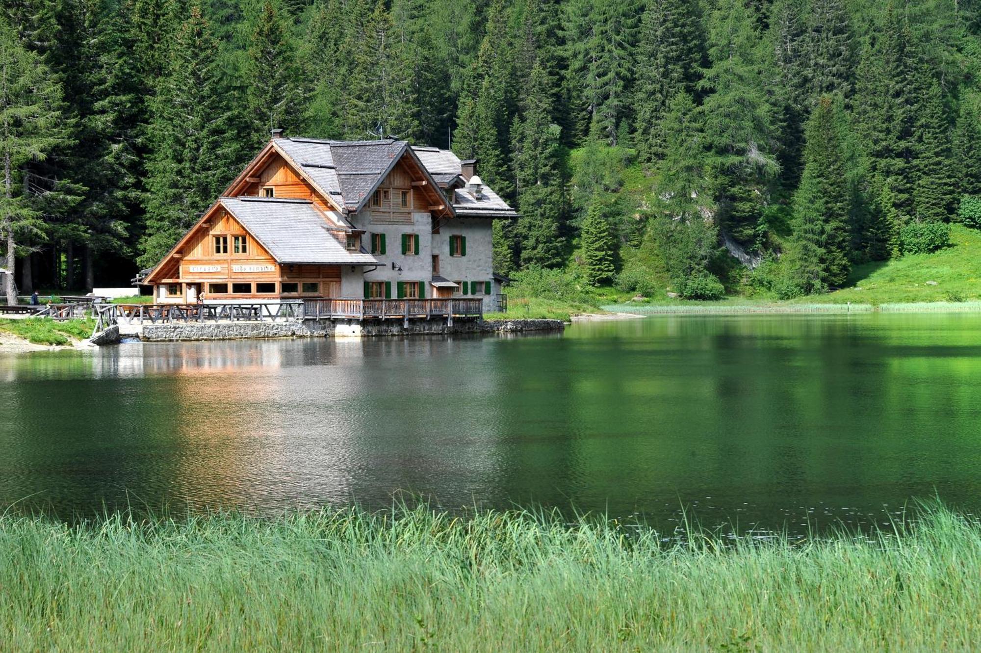 Rifugio Lago Nambino Madonna Exterior foto
